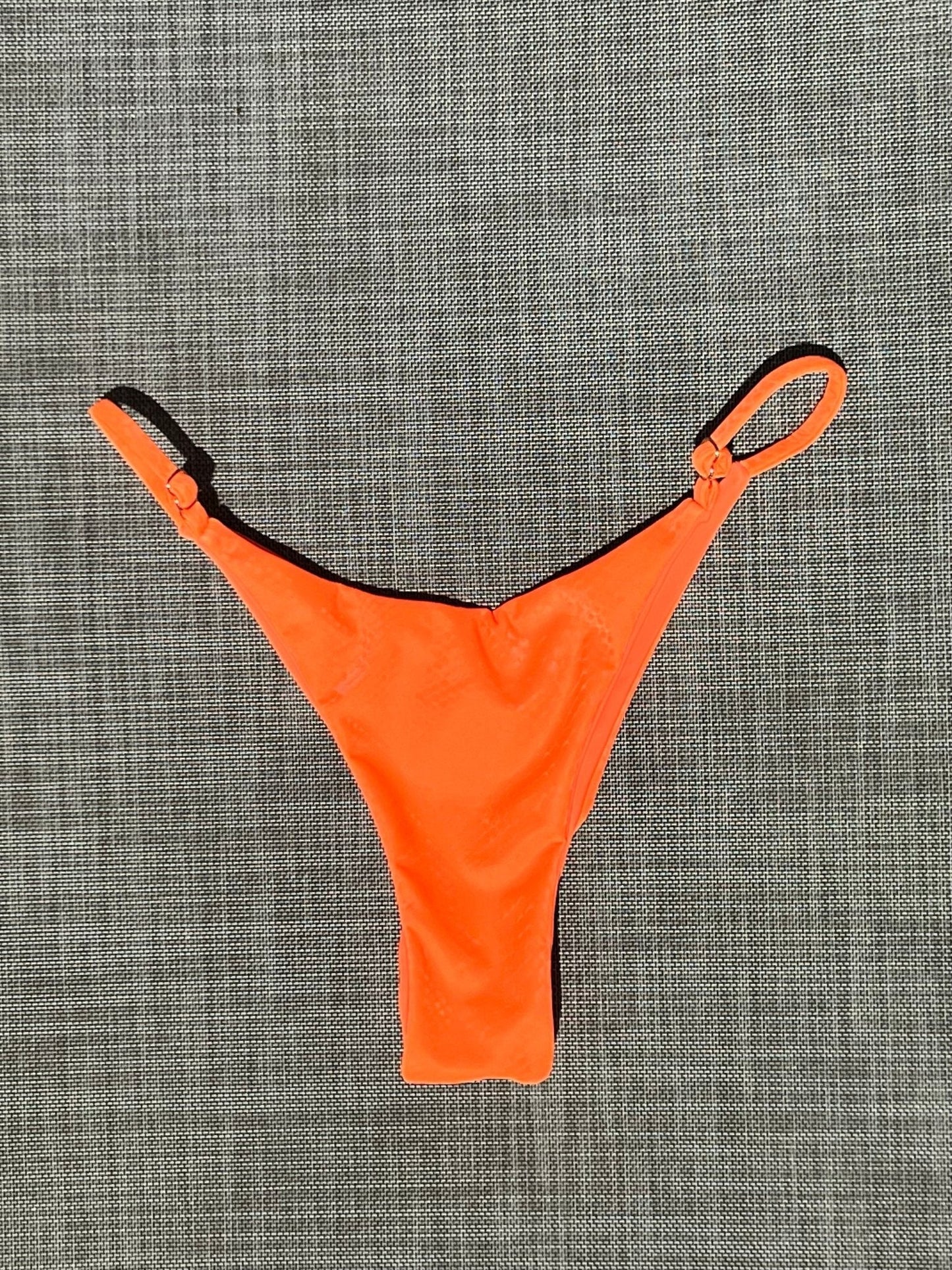 SLYTHER CHEEKY SCRUNCH BOTTOM ORANGE - Berry Beachy Swimwear