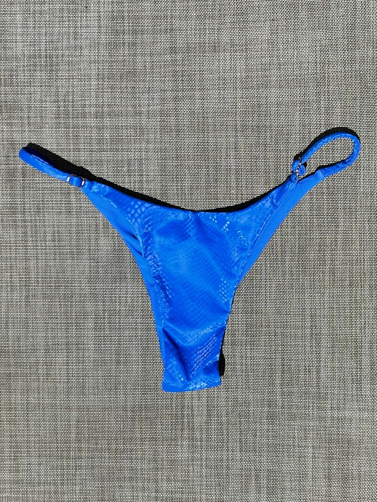 SLYTHER CHEEKY SCRUNCH BOTTOM BLUE - Berry Beachy Swimwear