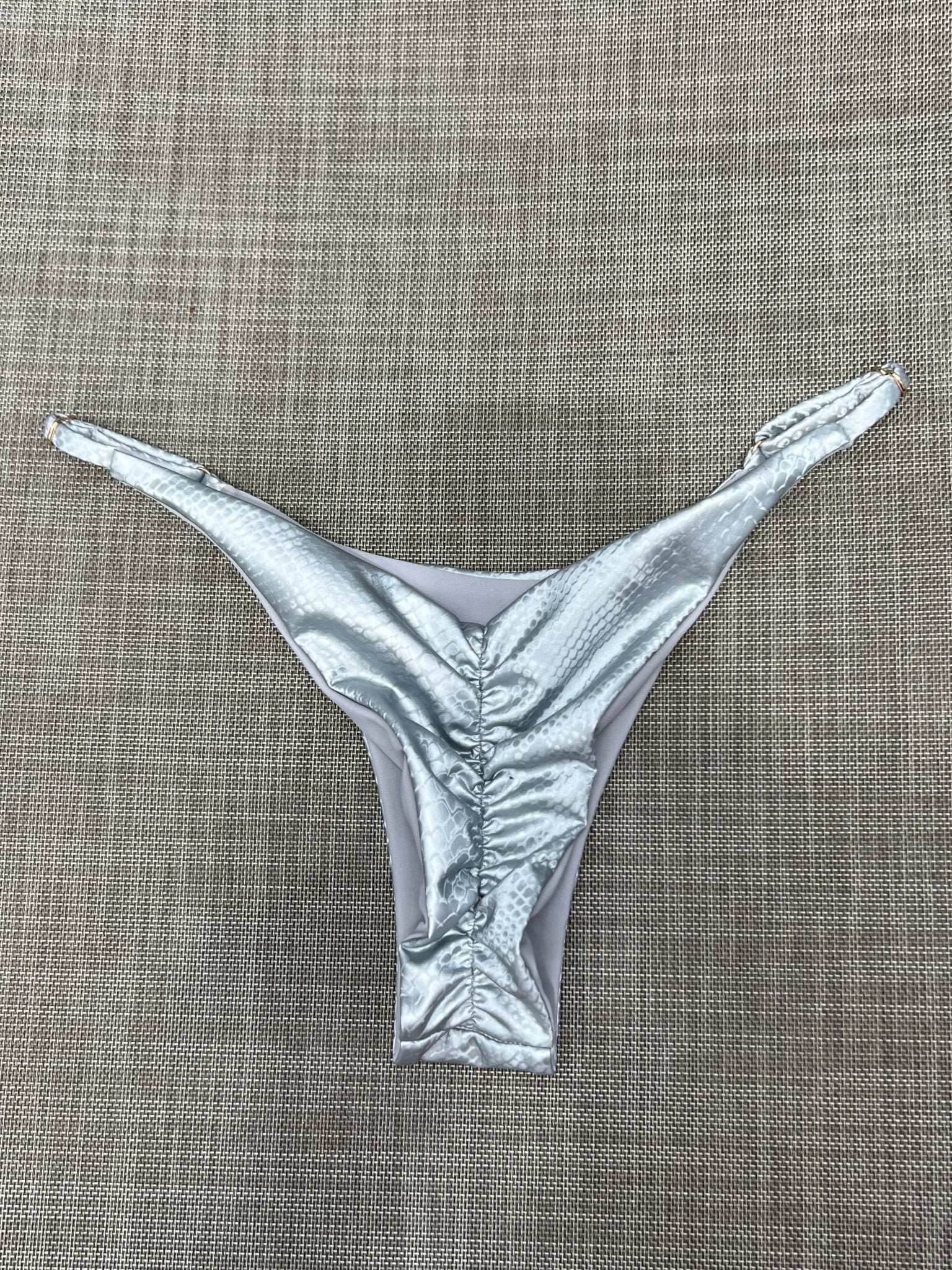 SLYTHER CHEEKY SCRUNCH BOTTOM SILVER - Berry Beachy Swimwear